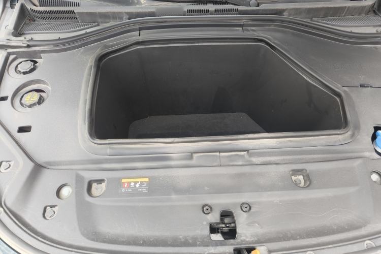Used Radar Horizon 2023 410 km Entrepreneur Edition Engine Bay