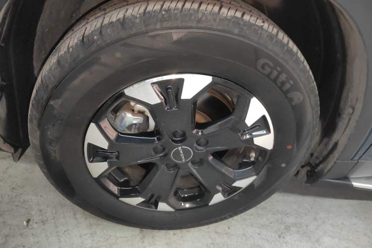Used Radar Horizon 2023 550 km Enjoyment Edition Exterior 2