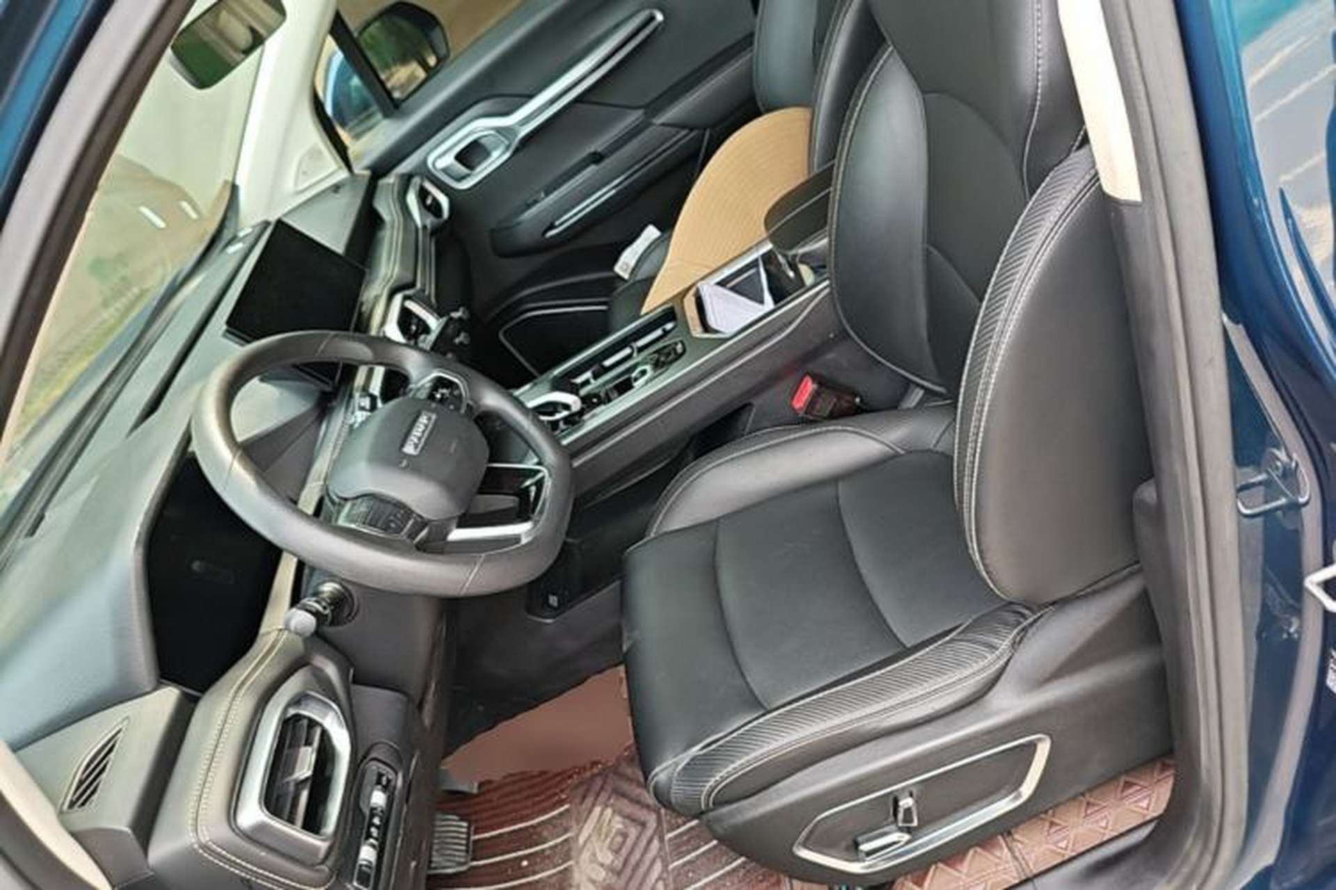 Used Radar Horizon 2023 410 km Entrepreneur Edition Left Front Seat