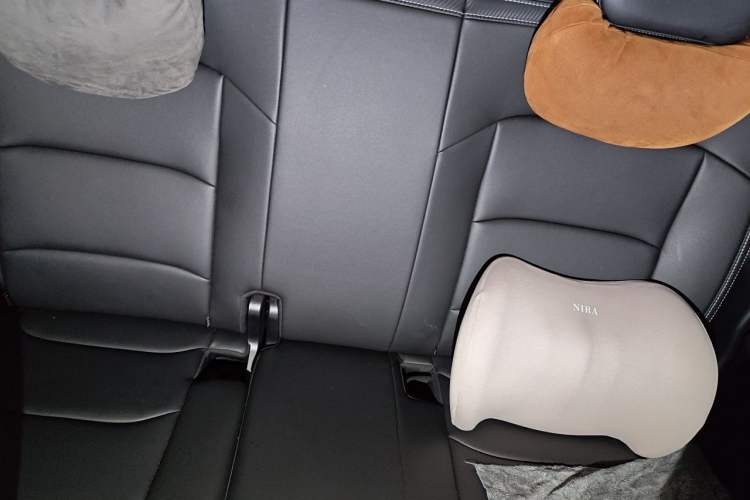 Used Radar Horizon 2023 410 km Entrepreneur Edition Left Rear Seat