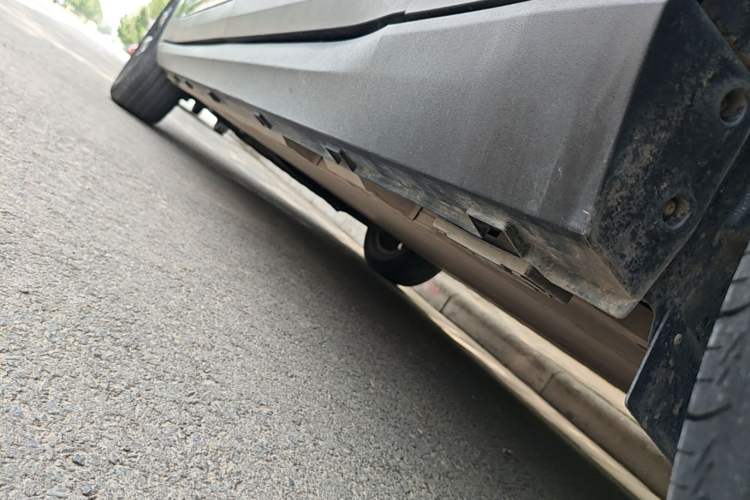 Used Radar Horizon 2023 410 km Entrepreneur Edition Left Side Sill