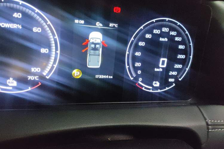Used Radar Horizon 2023 410 km Entrepreneur Edition Odometer Close Up