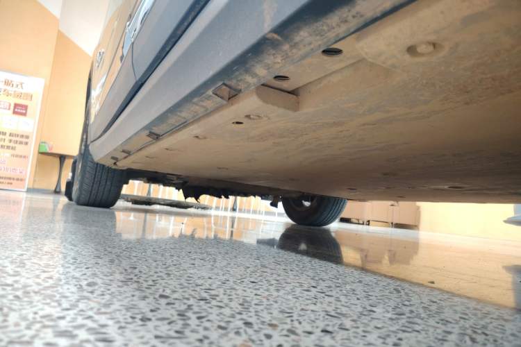 Used Radar Horizon 2023 550 km Creator Edition Left Side Sill