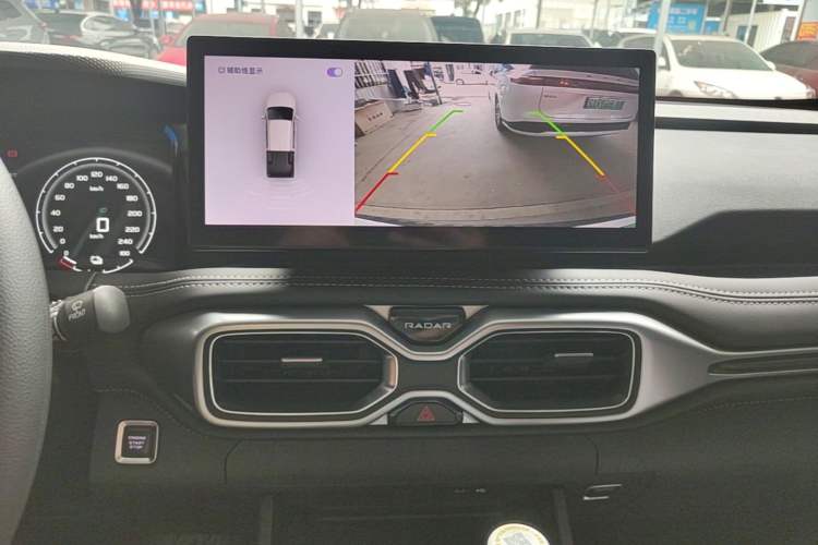 Used Radar Horizon 2023 410 km Science & Innovation Version Audio And AC Panel