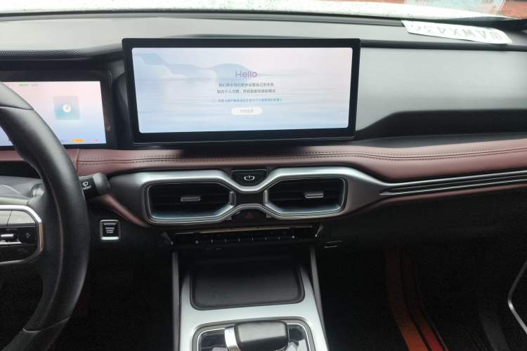 Used Radar Horizon 2023 550 km Creator Edition Audio And AC Panel