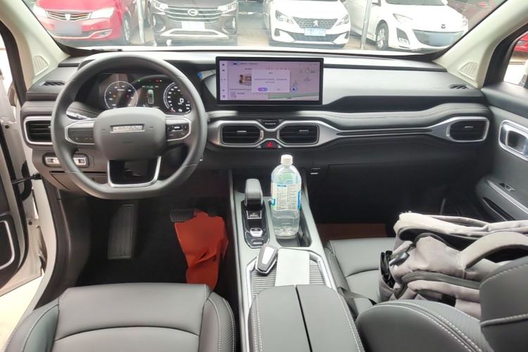 Used Radar Horizon 2023 410 km Science & Innovation Version Center Console