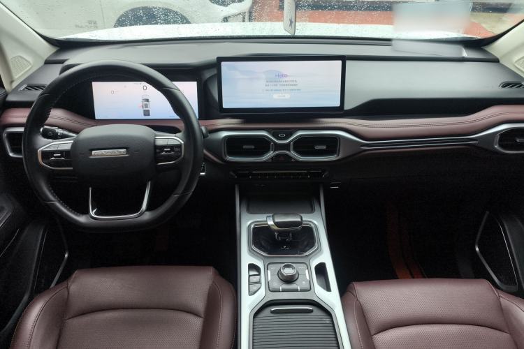 Used Radar Horizon 2023 550 km Creator Edition Center Console