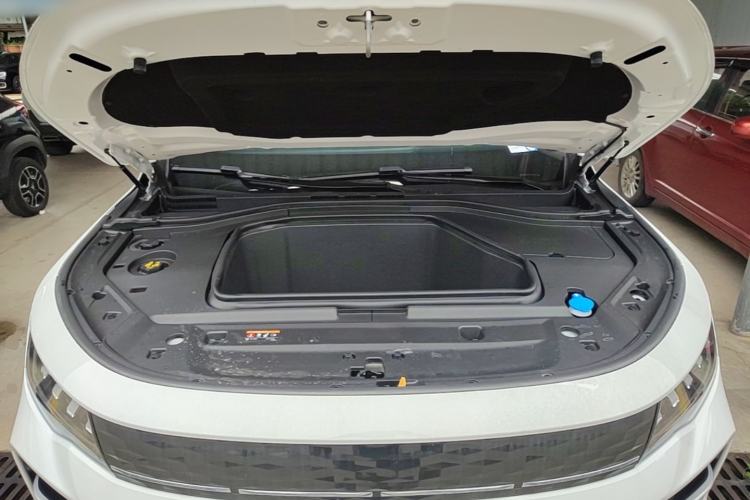 Used Radar Horizon 2023 410 km Science & Innovation Version Engine Bay