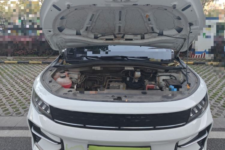 Used Radar Horizon 2023 410 km Entrepreneur Edition Engine Bay