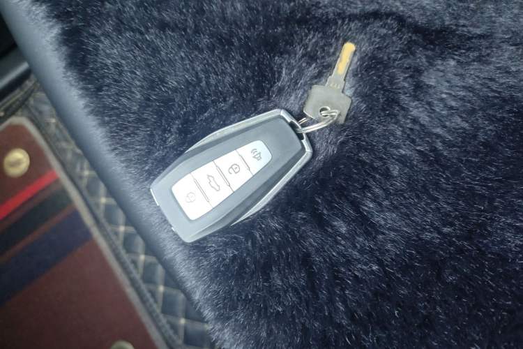 Used Radar Horizon 2023 410 km Entrepreneur Edition Interior 1