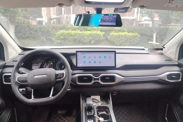Used Radar Horizon 2023 410 km Entrepreneur Edition Interior 2