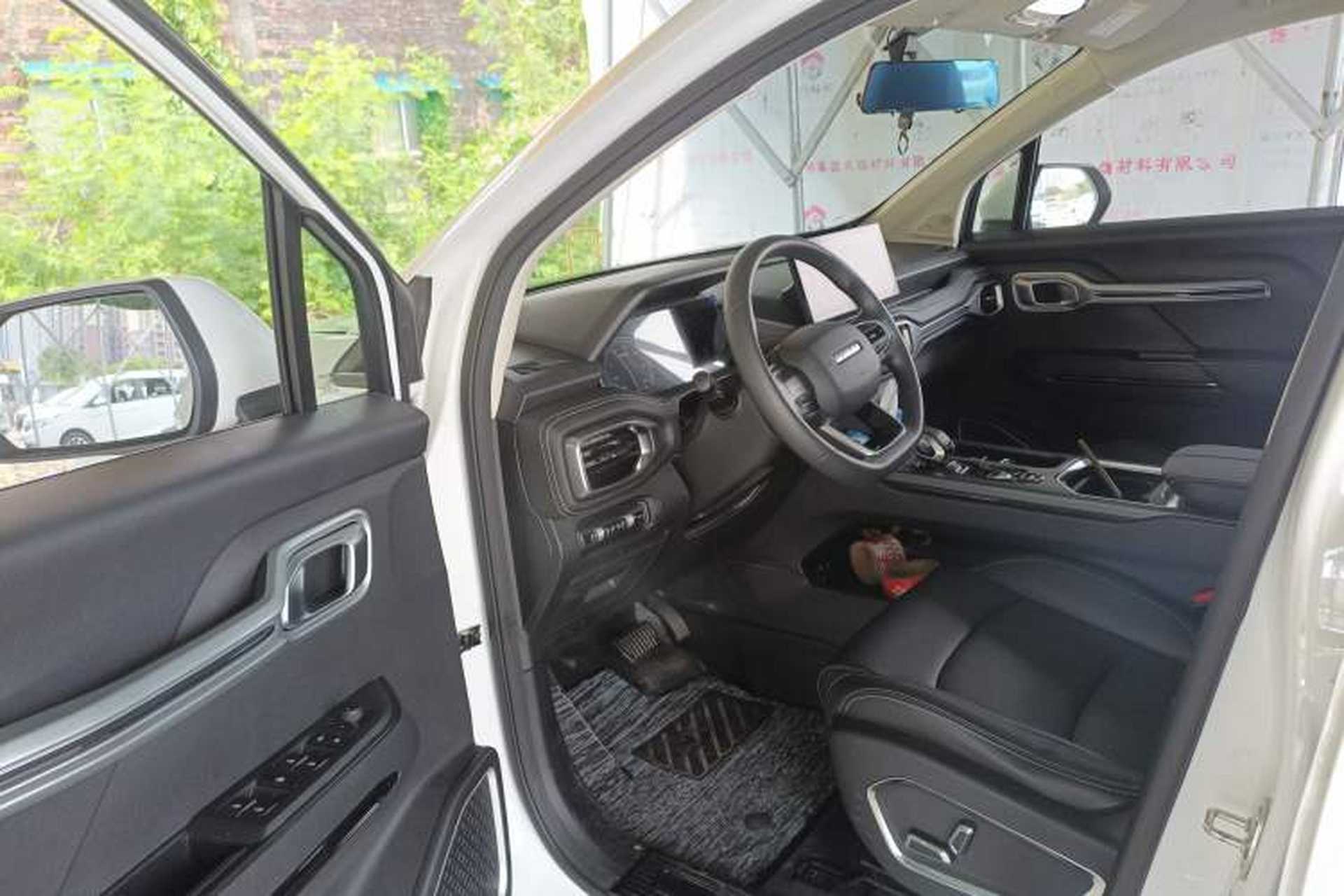 Used Radar Horizon 2023 410 km Entrepreneur Edition Interior 3