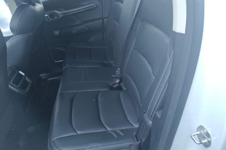 Used Radar Horizon 2023 410 km Entrepreneur Edition Interior 4