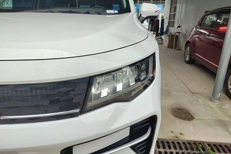 Used Radar Horizon 2023 410 km Science & Innovation Version Left Front Headlight