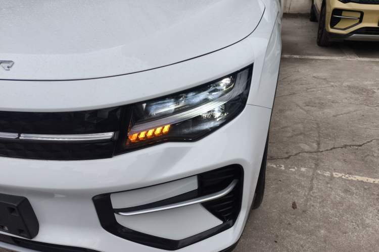 Used Radar Horizon 2023 550 km Creator Edition Left Front Headlight