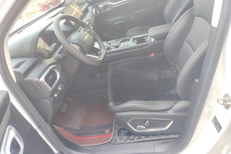 Used Radar Horizon 2023 410 km Entrepreneur Edition Left Front Seat
