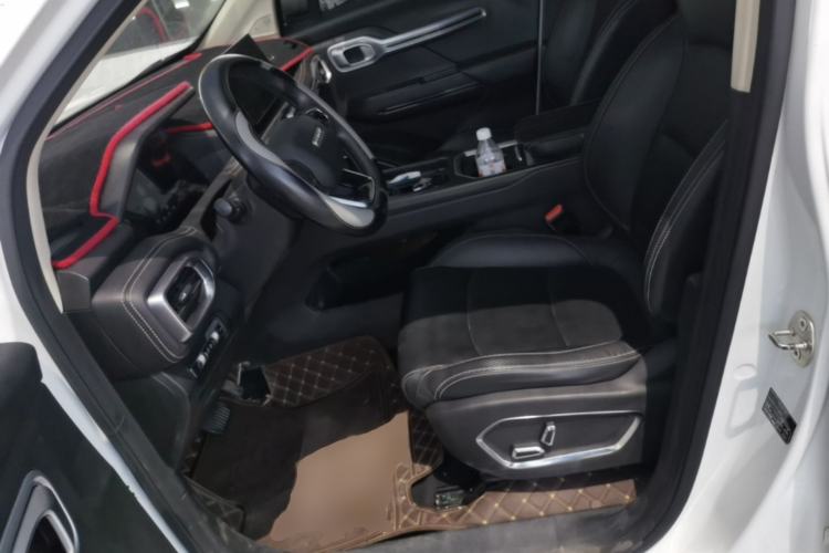 Used Radar Horizon 2023 410 km Launch Edition Left Front Seat