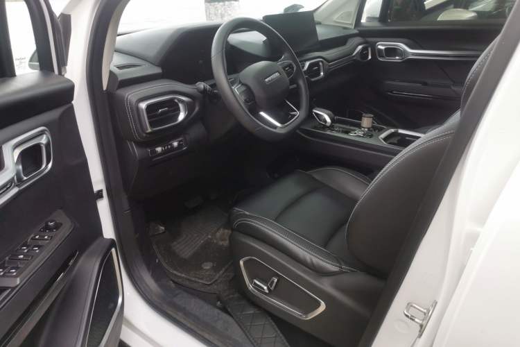 Used Radar Horizon 2023 410 km Entrepreneur Edition Left Front Seat