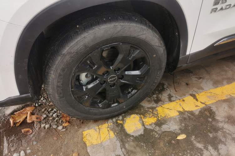 Used Radar Horizon 2023 410 km Entrepreneur Edition Left Front Wheel Hub