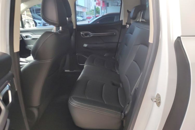 Used Radar Horizon 2023 410 km Science & Innovation Version Left Rear Seat