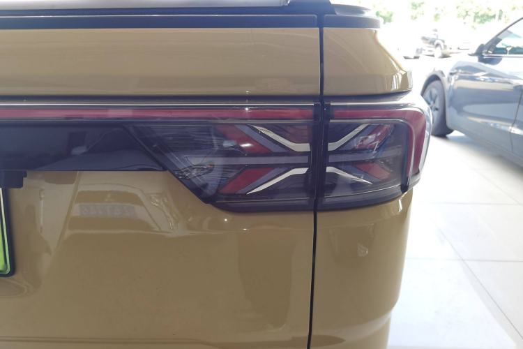 Used Radar Horizon 2023 550 km Creator Edition Exterior 6