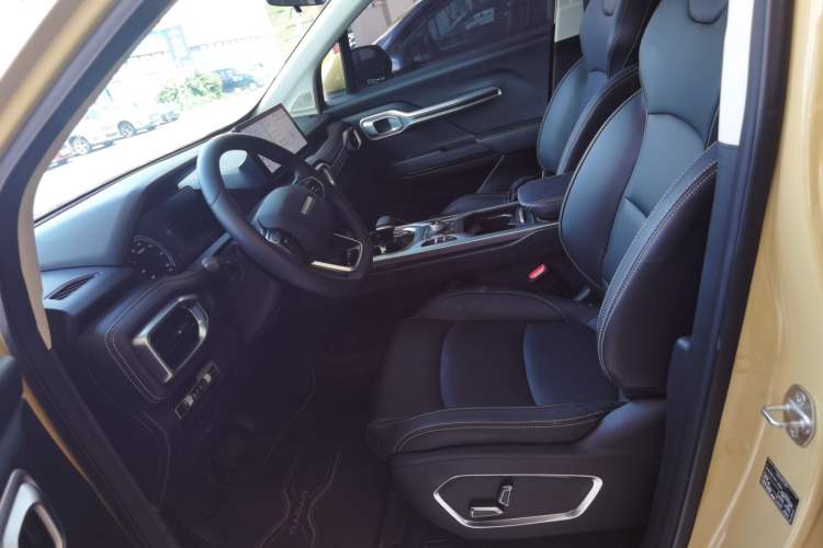 Used Radar Horizon 2023 550 km Creator Edition Left Front Seat