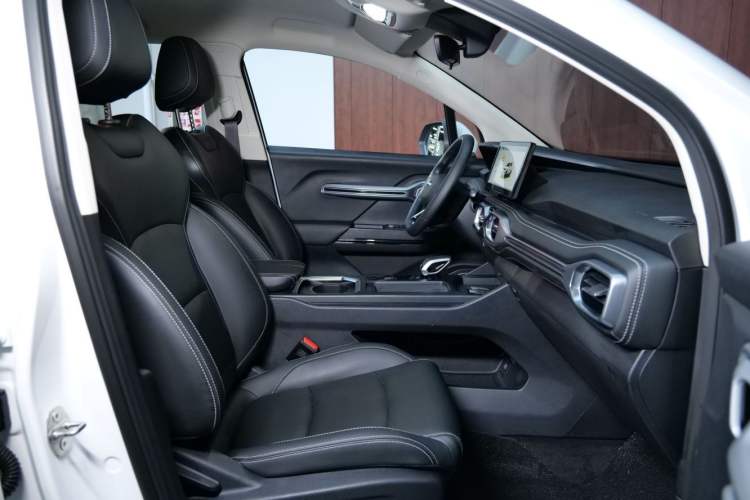 Used Radar Horizon 2024 415 km Two-Wheel-Drive Science & Innovation Edition Interior 11