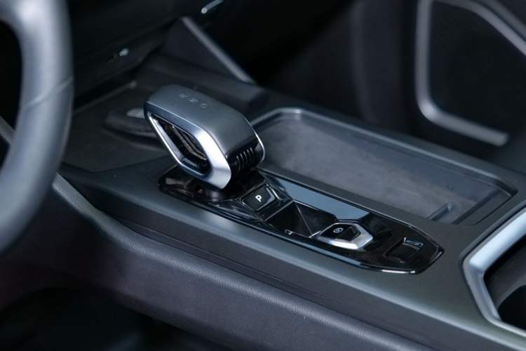 Used Radar Horizon 2024 415 km Two-Wheel-Drive Science & Innovation Edition Interior 7