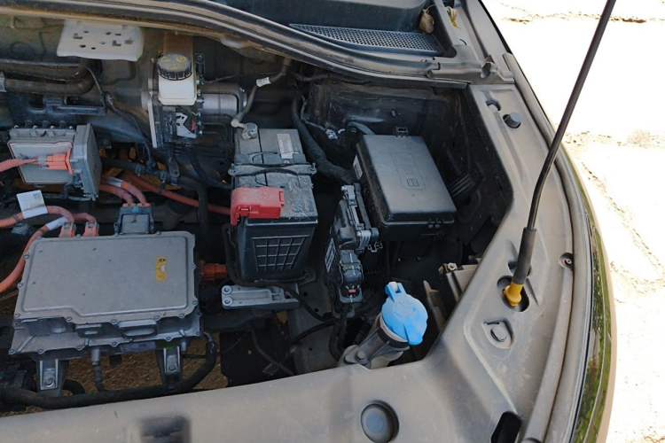 Used Radar King Kong 2025 505 km Range Two-Wheel Drive Long Wheelbase – Fortune-Bringing King Cobra Engine Bay Left