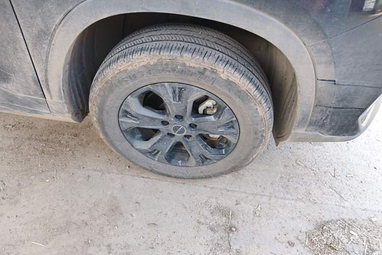 Used Radar King Kong 2025 505 km Range Two-Wheel Drive Long Wheelbase – Fortune-Bringing King Cobra Right Front Wheel Hub