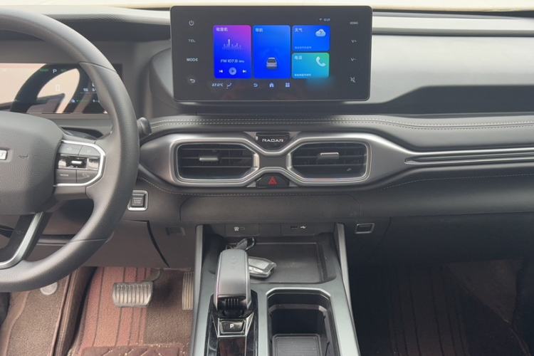 Used Radar King Kong 2025 EM-P Four-Wheel Drive Long-Box "Thousand-Mile Diamond" Audio And AC Panel