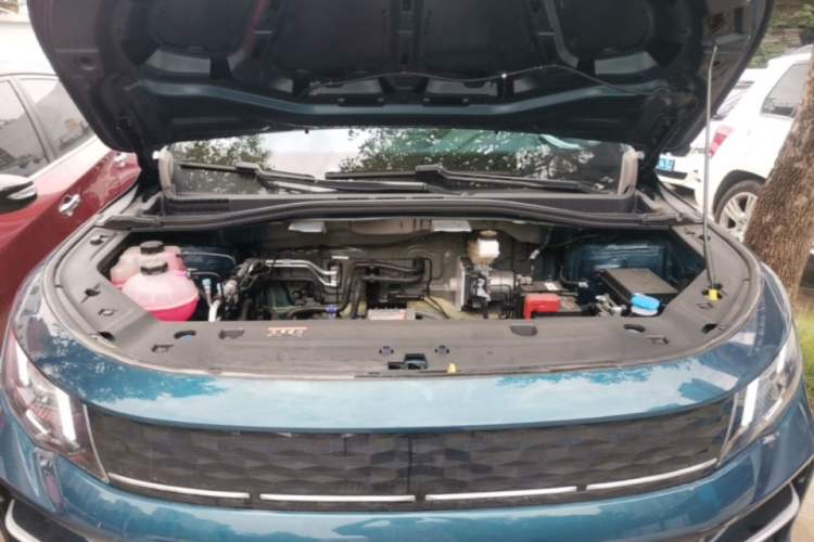 Used Radar King Kong 2025 430 km Two-Wheel Drive Long Bed – Lucky King Engine Bay