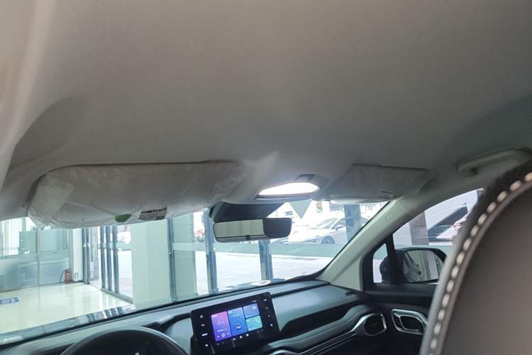Used Radar King Kong 2025 430 km Two-Wheel Drive Long Bed – Lucky King Headliner