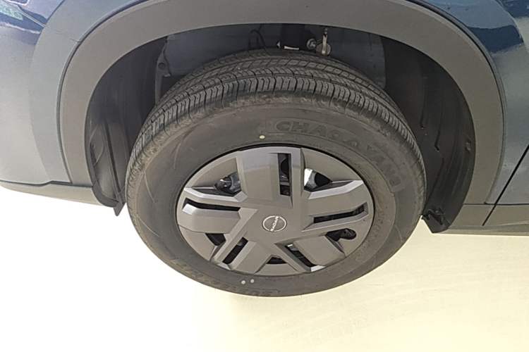 Used Radar King Kong 2025 430 km Two-Wheel Drive Long Bed – Lucky King Left Front Wheel Hub