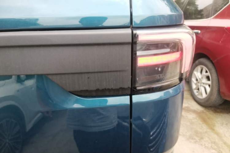 Used Radar King Kong 2025 430 km Two-Wheel Drive Long Bed – Lucky King Right Rear Taillight