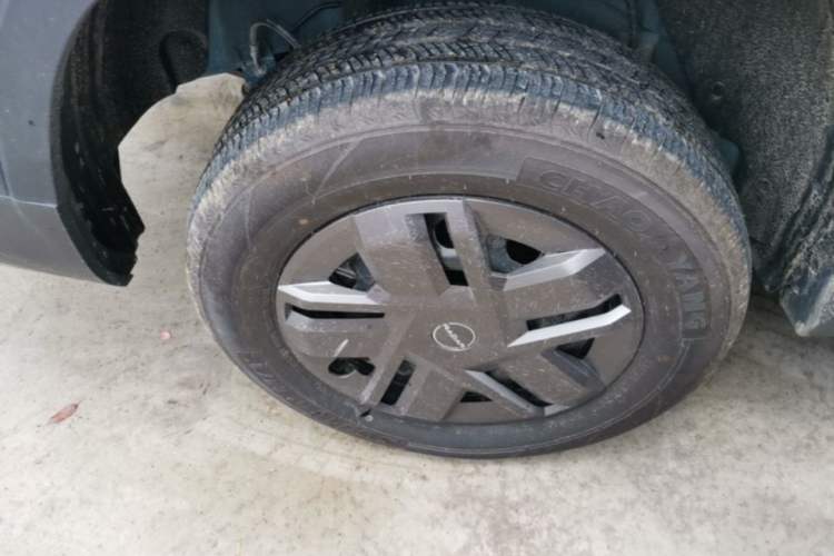 Used Radar King Kong 2025 430 km Two-Wheel Drive Long Bed – Lucky King Right Rear Wheel Hub