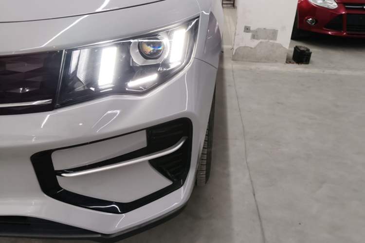 Used Radar King Kong 2025 EM-P Four-Wheel Drive Standard Box – Qianli JinGang Left Front Headlight
