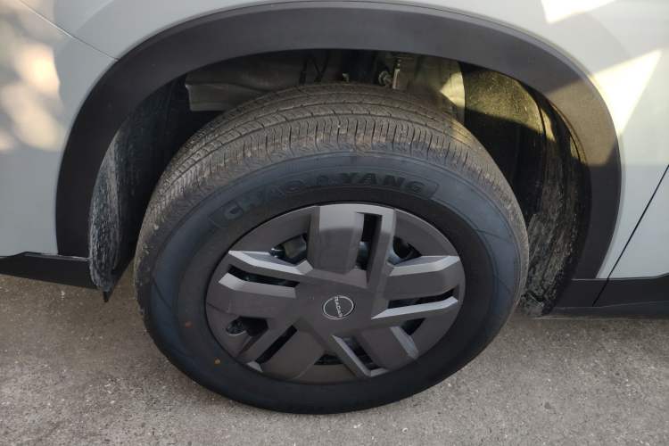 Used Radar King Kong 2025 430 km Two-Wheel Drive Long Bed – Lucky King Left Front Wheel Hub