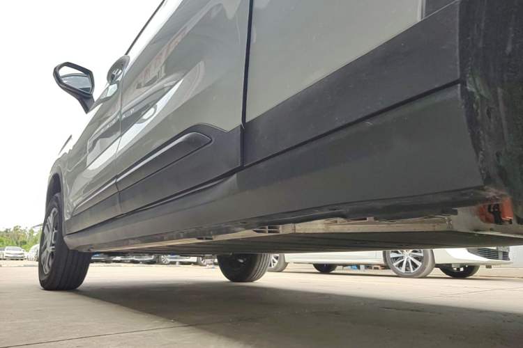 Used Radar King Kong 2025 430 km Two-Wheel Drive Long Bed – Lucky King Left Side Sill