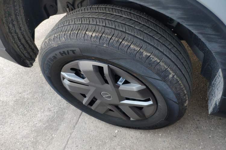 Used Radar King Kong 2025 430 km Two-Wheel Drive Long Bed – Lucky King Right Rear Wheel Hub