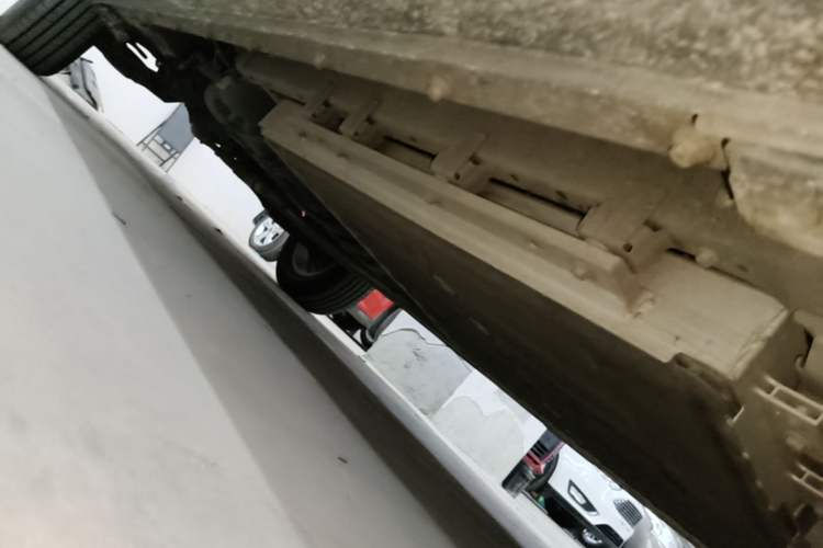 Used Radar King Kong 2025 EM-P Four-Wheel Drive Standard Box – Qianli JinGang Right Side Sill