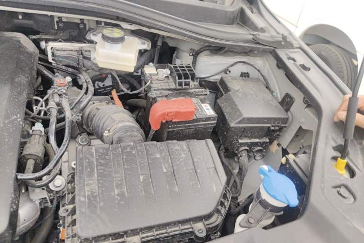 Used Radar King Kong 2025 EM-P Four-Wheel Drive Long-Box "Thousand-Mile Diamond" Engine Bay Left