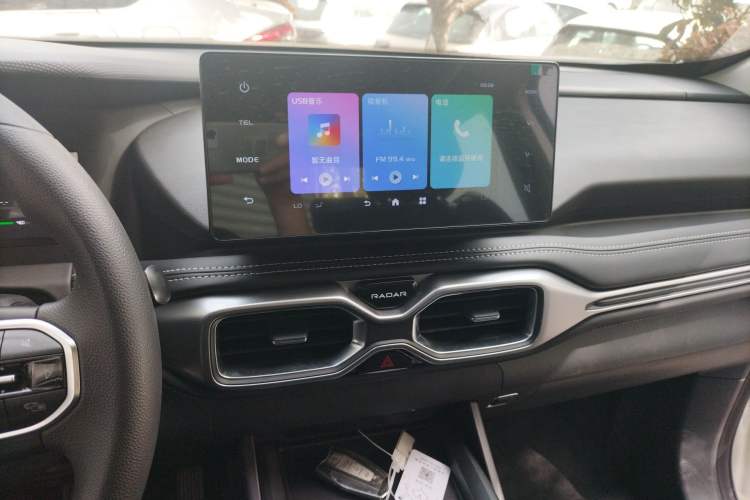 Used Radar King Kong 2025 460 km All-Wheel Drive Long-Box Version – Mighty King Kong Audio And AC Panel