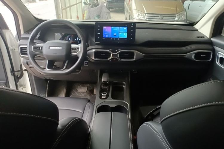Used Radar King Kong 2025 PHEV All-Wheel-Drive Extended-Range “Thousand-Mile Diamond” Electric Hybrid PLUS Edition Center Console
