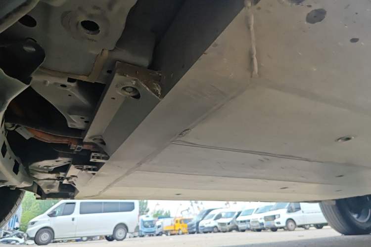 Used Radar King Kong 2025 460 km All-Wheel Drive Long-Box Version – Mighty King Kong Chassis Front Left