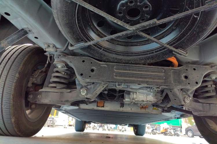 Used Radar King Kong 2025 430 km Two-Wheel Drive Standard Box – Lucky King Chassis Rear