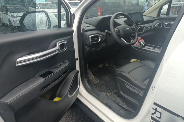 Used Radar King Kong 2025 PHEV All-Wheel-Drive Extended-Range “Thousand-Mile Diamond” Electric Hybrid PLUS Edition Driver Seat