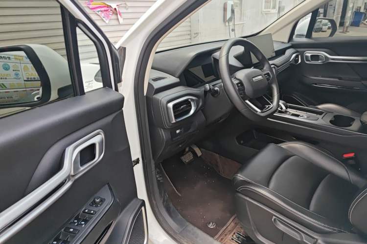 Used Radar King Kong 2025 460 km All-Wheel Drive Long-Box Version – Mighty King Kong Driver Seat