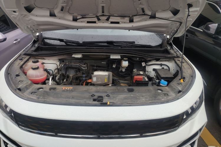 Used Radar King Kong 2025 430 km Two-Wheel Drive Standard Box – Lucky King Engine Bay