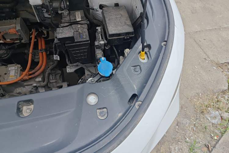 Used Radar King Kong 2025 460 km All-Wheel Drive Long-Box Version – Mighty King Kong Engine Bay Left